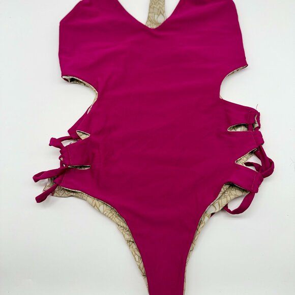 One Piece Reversible Razor Back Bikini - Picture 2 of 4